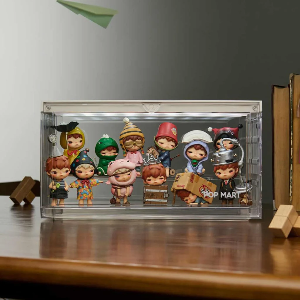 POP MART 100% Assemblable Lighted Display Container - Image 2